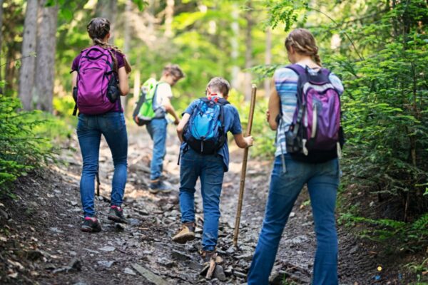 Aventure en famille : 10 idées originales pour des souvenirs inoubliables !